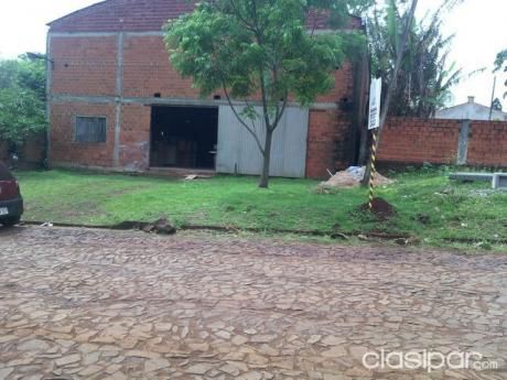 Vendo Deposito De 200 M2 En Barrio Caabyrory - Encarnacion