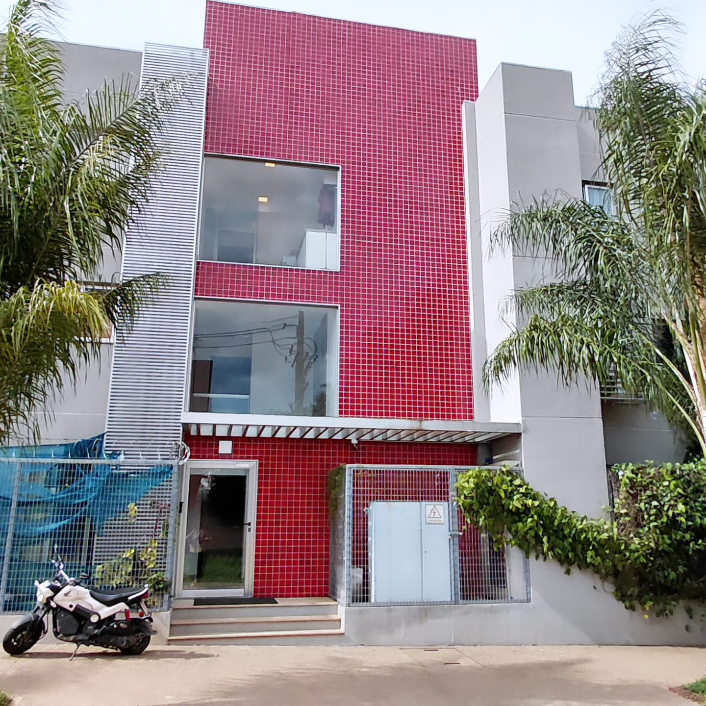VENDO / ALQUILO MONOAMBIENTE ZONA UMAX MARIANO ROQUE ALONSO — foto 2