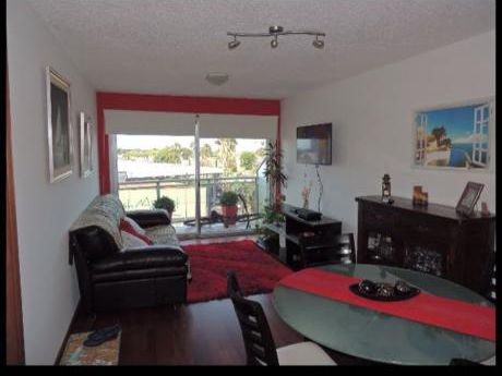 Apartamento De Calidad Sobre Av Italia - Parque Batlle