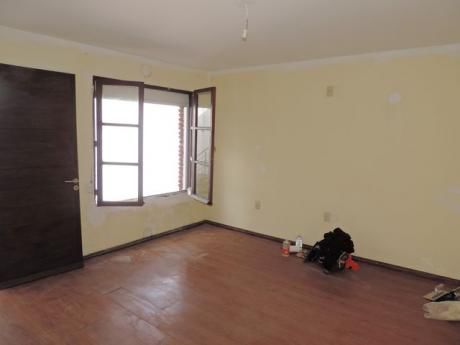 A Metros Del Mar, 2 Dorm., 2 Baños !!