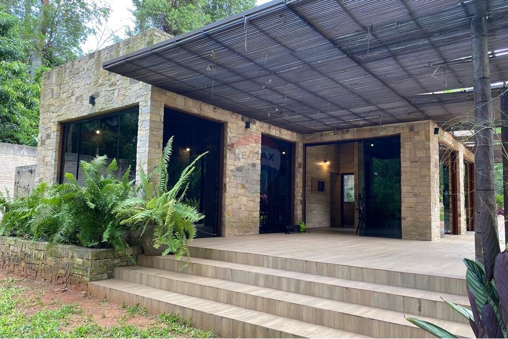 Casa - Venta - San Bernardino, Paraguay, Acogedor! — foto 2