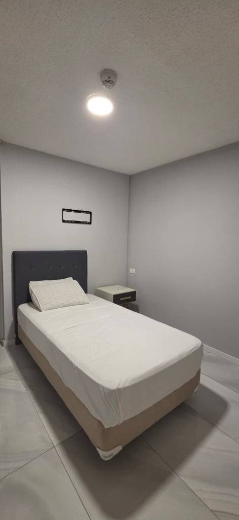 Alquiler – Departamento Amoblado En Altamira Surubi’I — foto 2