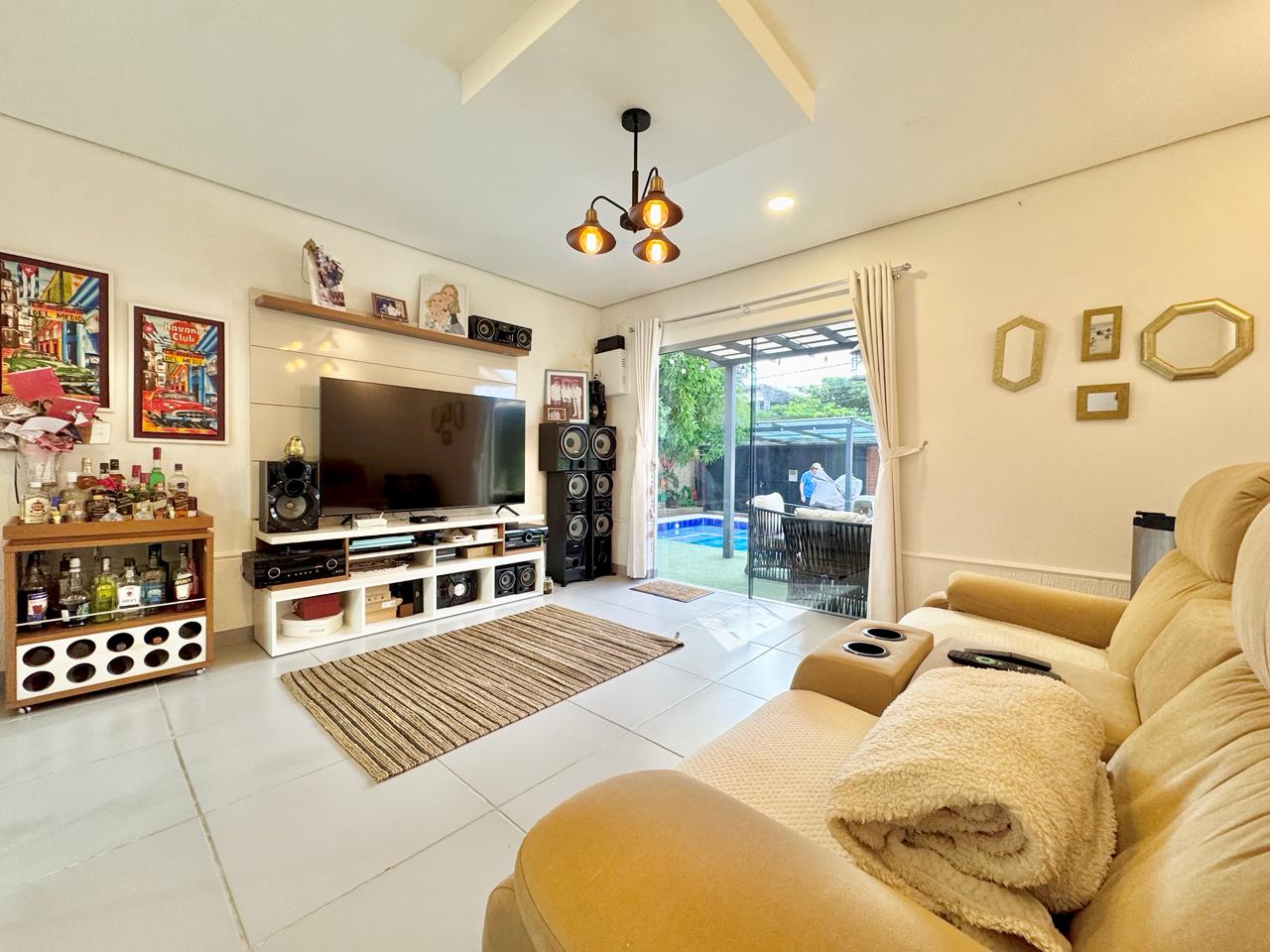 Venta Hermosa Casa Moderna Barrio Santa Maria — foto 3