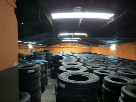 Alquilo Deposito De 480 M2 Zona Avda. De La Victoria