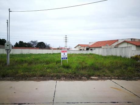 En Venta Terreno En Cond. Santa Cruz De Las Colina