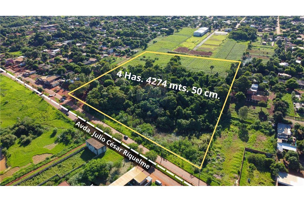 MÁS DE 4.4 HAS. SOBRE AVENIDA JULIO CÉSAR RIQUELME CIUDAD DEL ESTE — foto 2