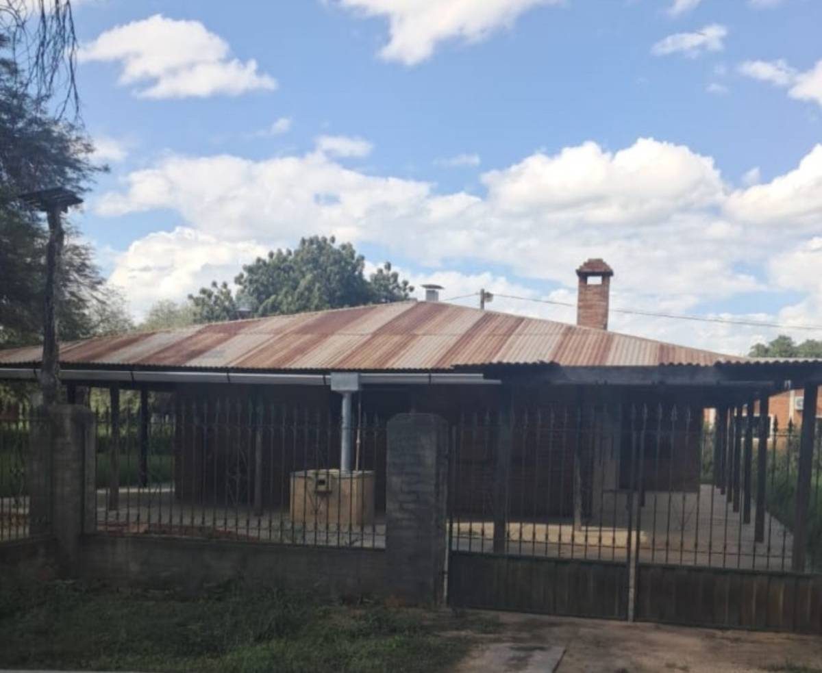 Casa en alquiler en Loma Pytá