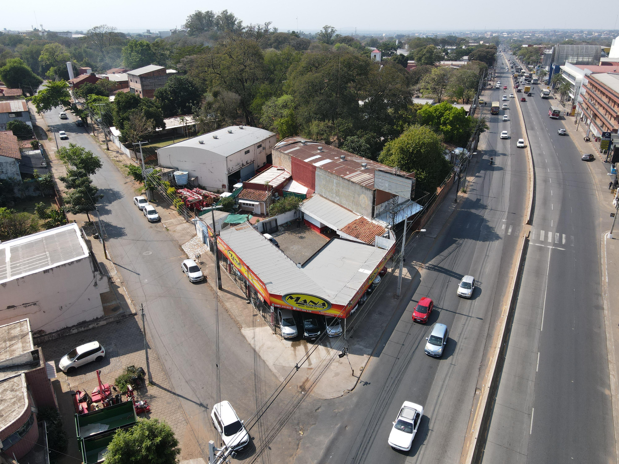 ALQUILO PROPIEDAD P/COMERCIO DEPOSITO 744 m2 — foto 3