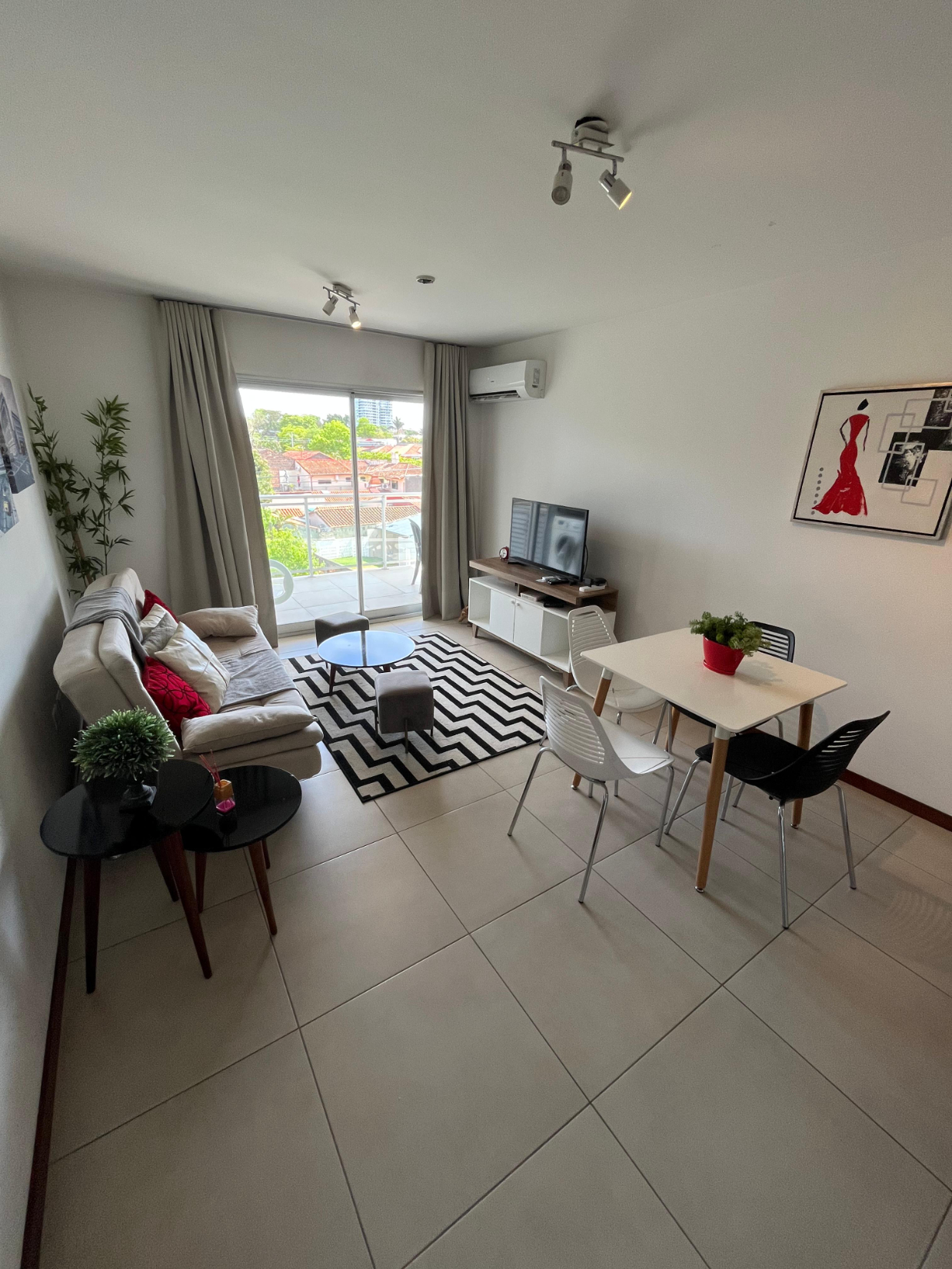 ALQUILER – Departamento Amoblado 1 dormitorio Zona Shopping del Sol — foto 2