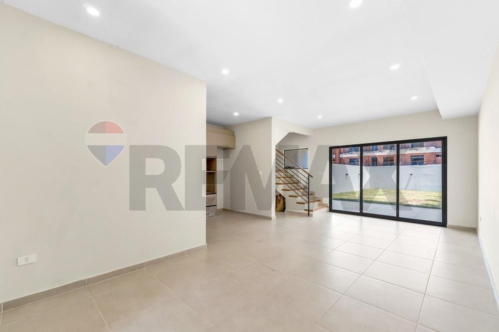 DUPLEX A ESTRENAR - FERNANDO DE LA MORA Z NORTE — foto 3