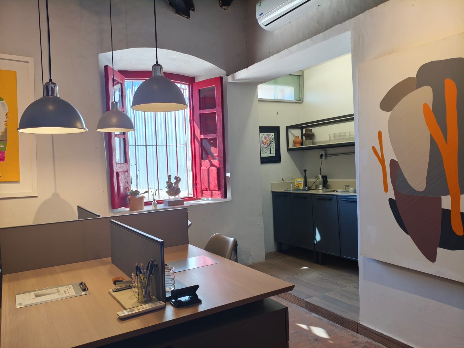 Alquiler de casa colonial para oficinas o Estudio de arquitectura y Art — foto 2