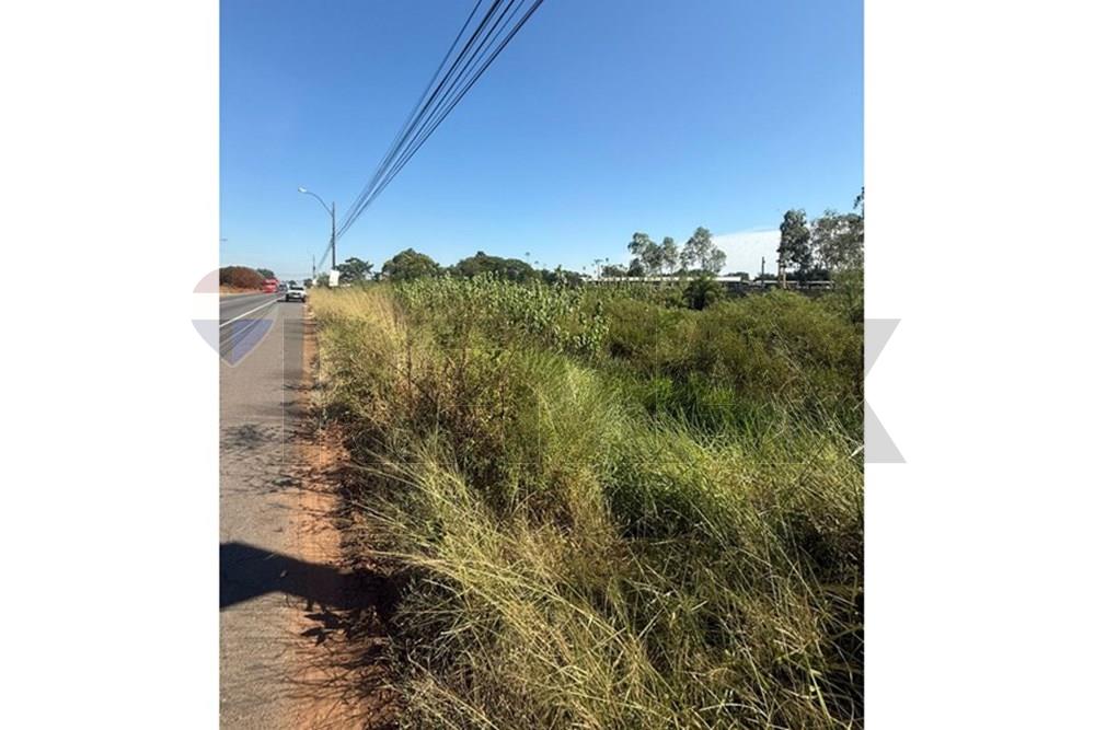 Terreno Comercial en Rotonda Guarambaré - Ubicación Estratégica de Calle a Calle — foto 2