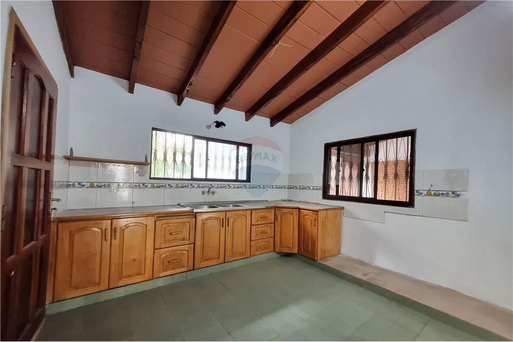 Casa - Alquiler - Paraguay Central San Lorenzo — foto 3