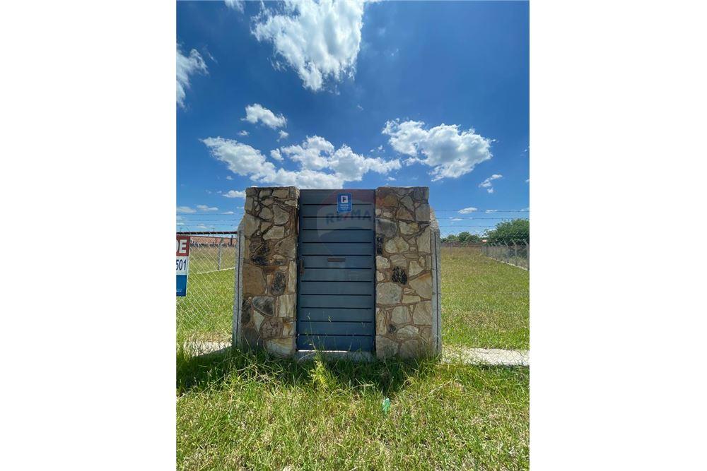 VENDO TERRENO DE 787M2 EN PUERTA DEL LAGO — foto 3
