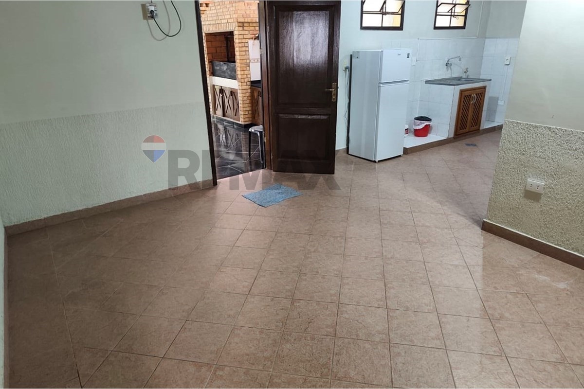 Casa - Alquiler - Fernando De La Mora, Central, Paraguay — foto 2