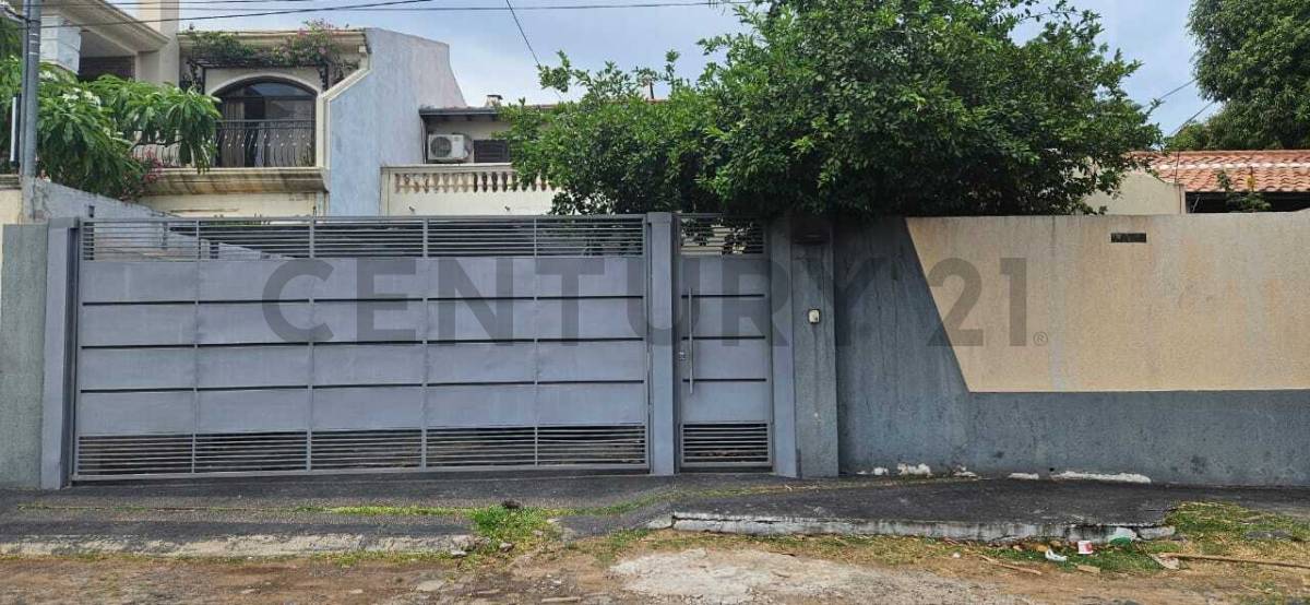 VENDO CASA A REFACCIONAR ZONA IGLESIA SANTÍSIMA TRINIDAD — foto 3