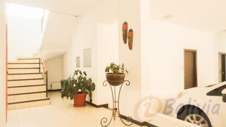 Departamento En Alquiler Completamente Amoblado. Condominio San Miguel