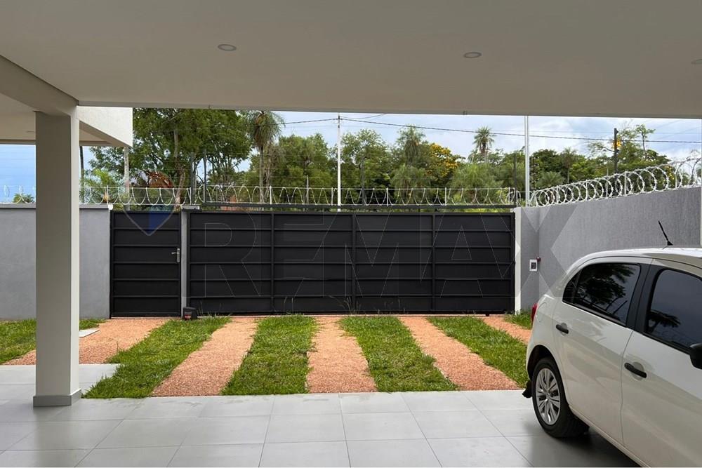Residencial moderna en Caacupé con piscina, Paraguay — foto 3