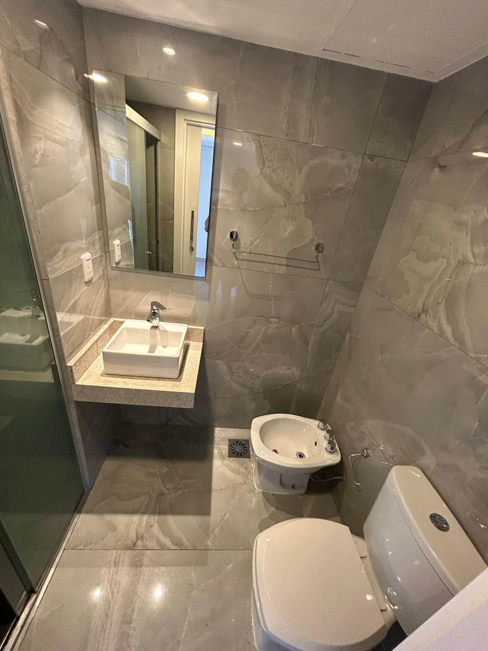 *DPTO EN ALQUILER 2DORM.EN SUITE.* En el Barrio San Cristóbal de Asunción — foto 2