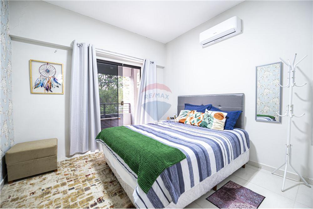 Casa pareada en Villa Aurelia 3 dorm con quincho — foto 2
