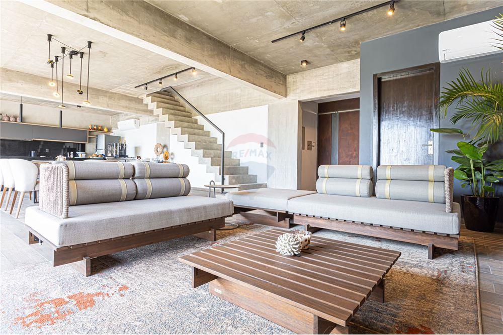 Moderna residencia con vista al lago — foto 3