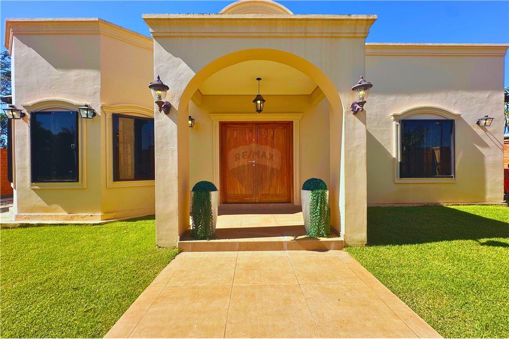 HERMOSA CASA EN SAN BERNADINO PUERTA DEL LAGO — foto 2