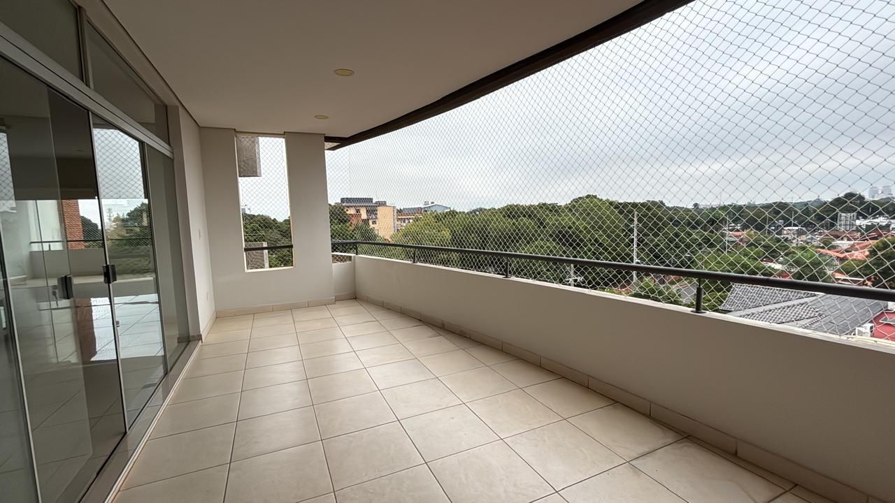 Alquilo Moderno y Amplio Penthouse en Villa Morra — foto 3