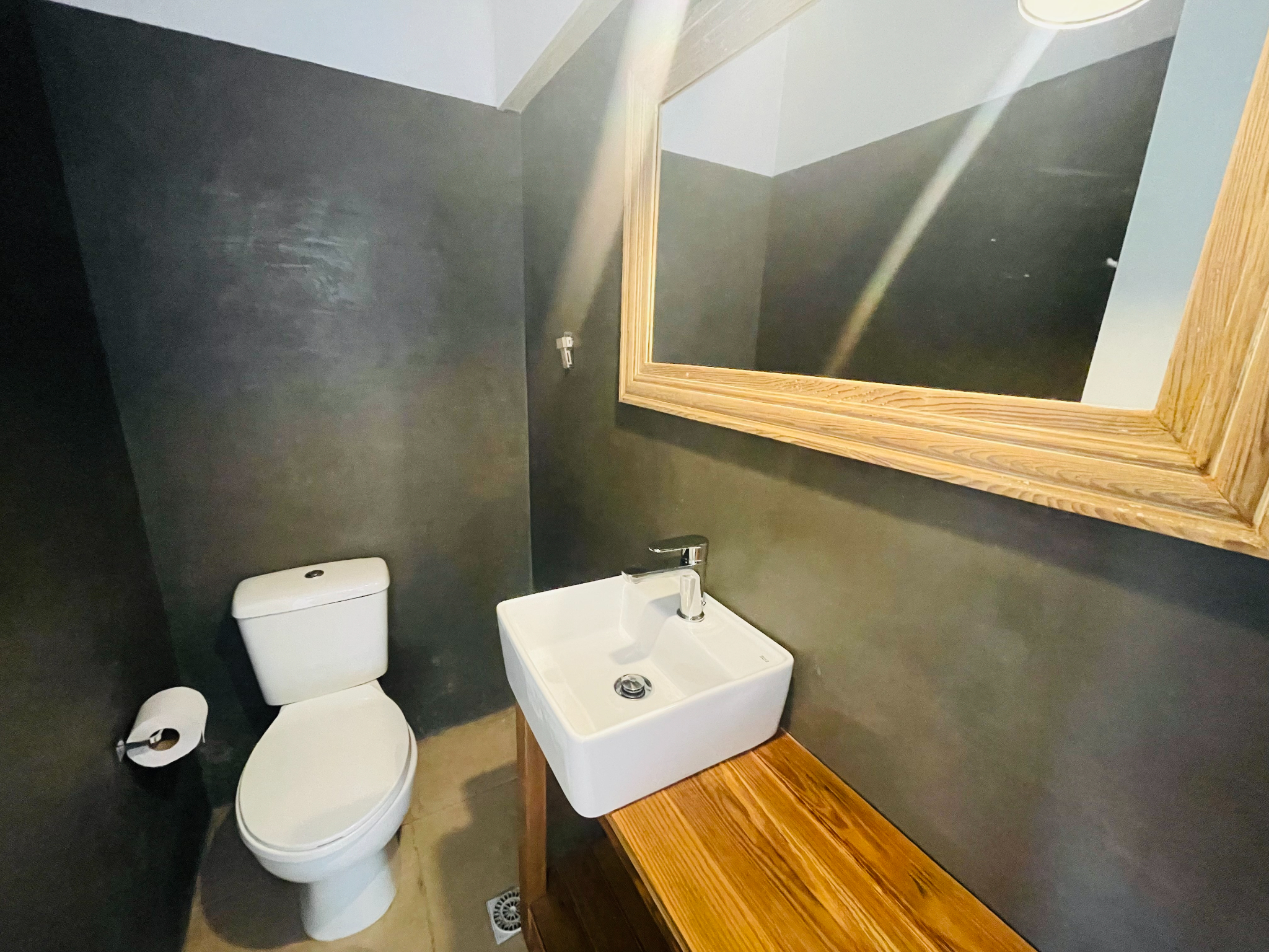 Alquiler Apartamento de 3 dormitorios y Garaje en Pocitos. · Foto 7