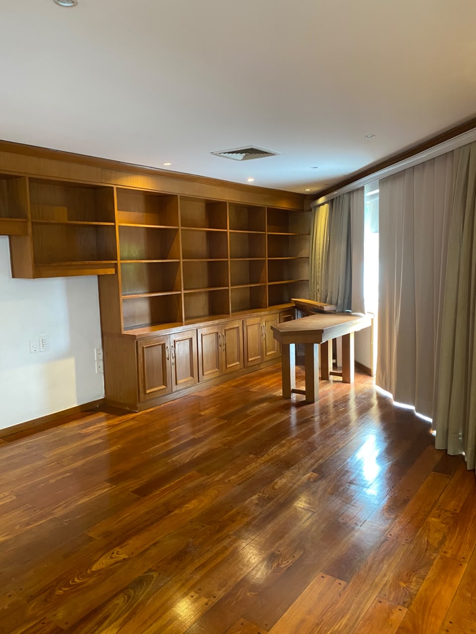 Alquilo Casa de 3 Dormitorios en Barrio Manorá — foto 3