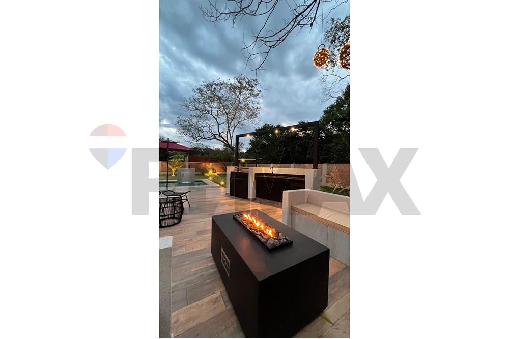 Vendo Exclusiva y Amplia Vivienda en San Bernardino, Zona Country Club — foto 2