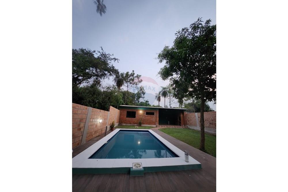 Alquiler de Casa con Piscina Itauguá” — foto 2