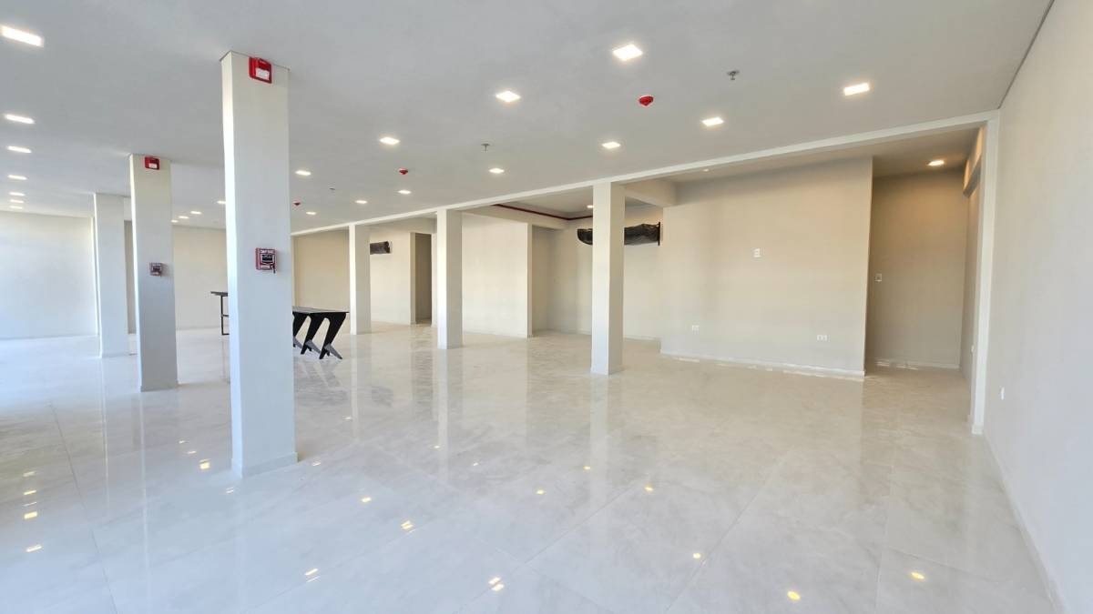LOCAL COMERCIAL A ESTRENAR DE 152,91 M2 en PB de Edif. I LILLÁ — foto 2