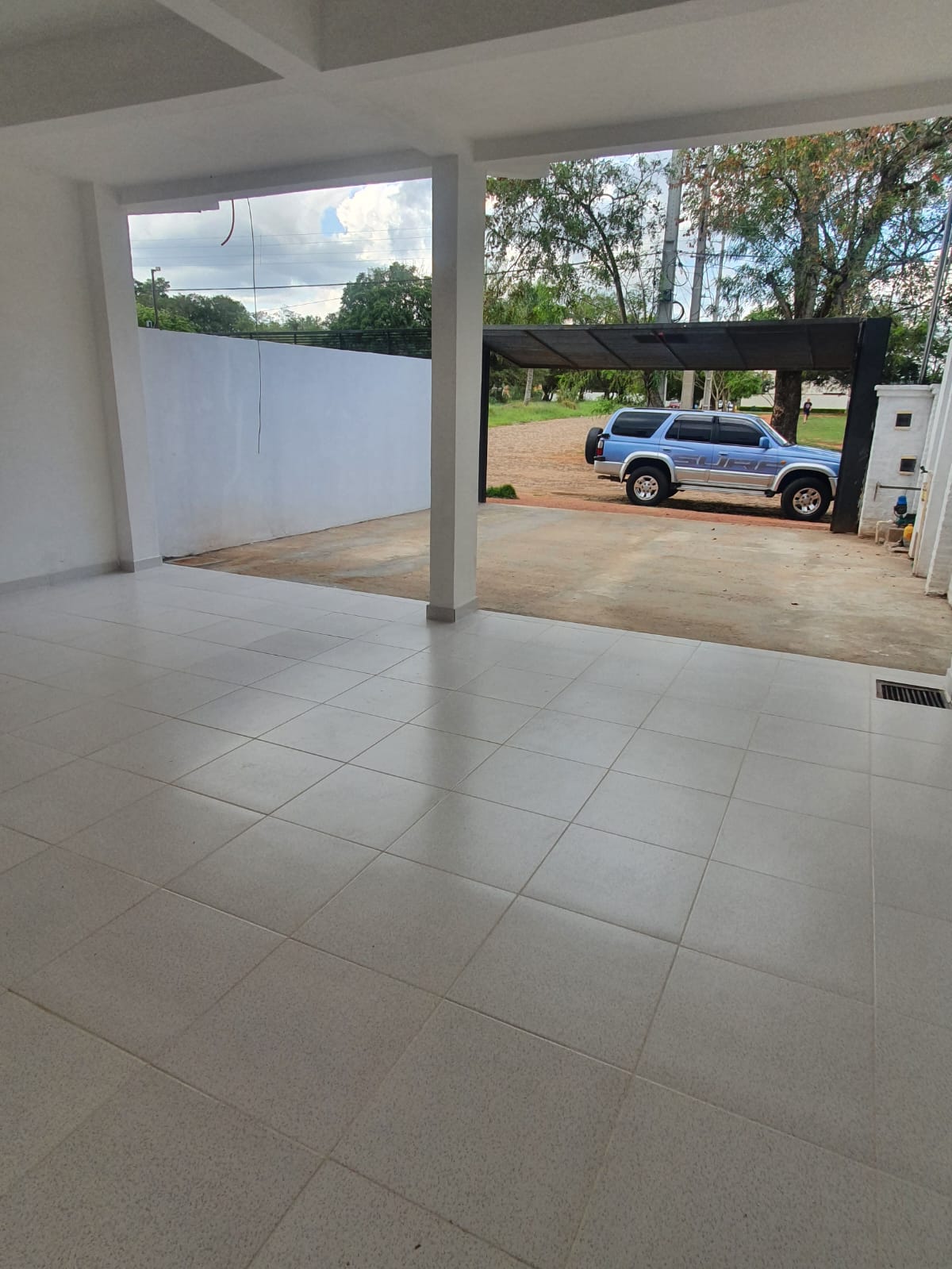 ALQUILO DUPLEX EN LOMA PYTA — foto 2