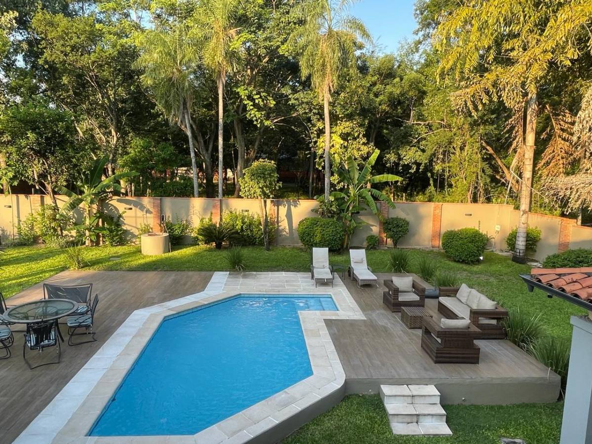 Magnifica casa en Sanber de 4 habitaciones con cancha de tenis y futbol — foto 3