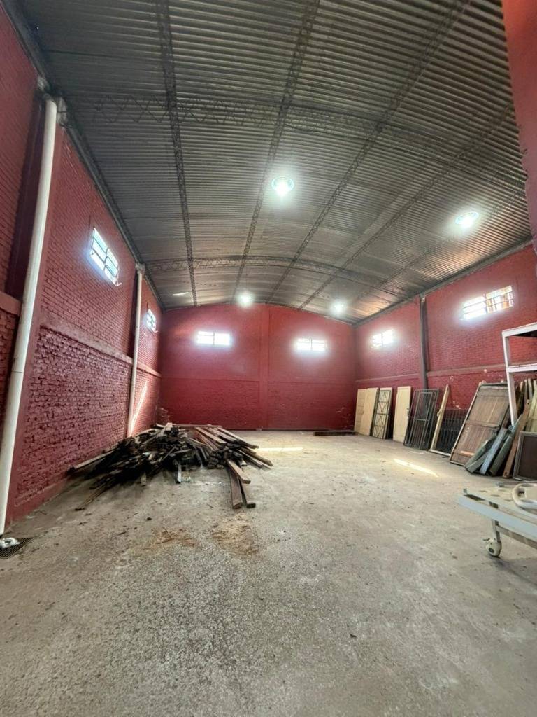Terreno 423 M² Con Edificación | Trinidad — foto 2