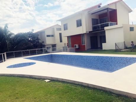 Casa A Estrenar En Alquiler