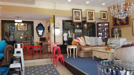Local Comercial En Alquiler