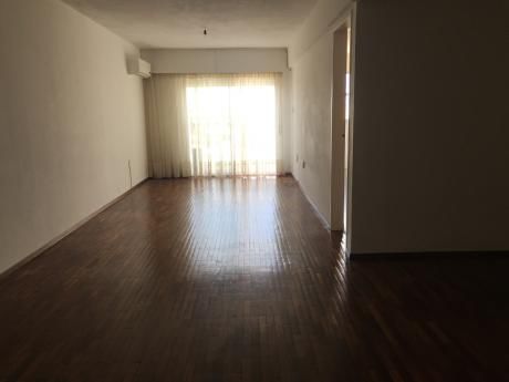 Alquiler Apto. 2 Dorm. Espectacular Piso 9