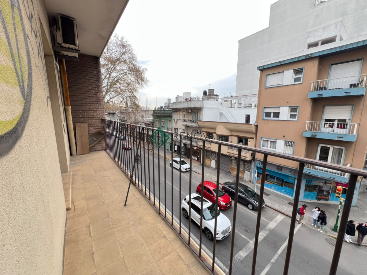 Alquiler Apartamento 2 Dormitorios con Balcón Cordón Montevideo R · Photo 8