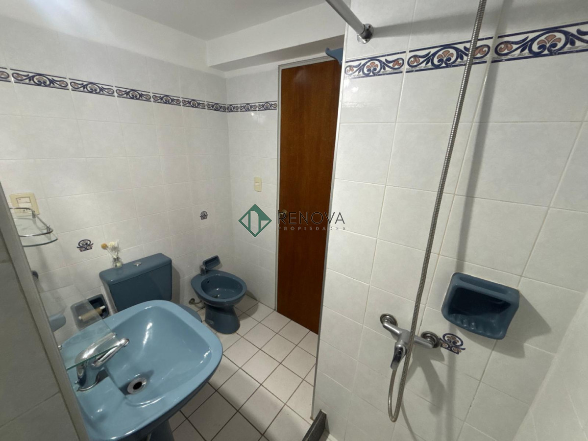 Alquiler Apartamento 1 Dormitorio con garage Peninsula, Punta del Este. · Foto 12