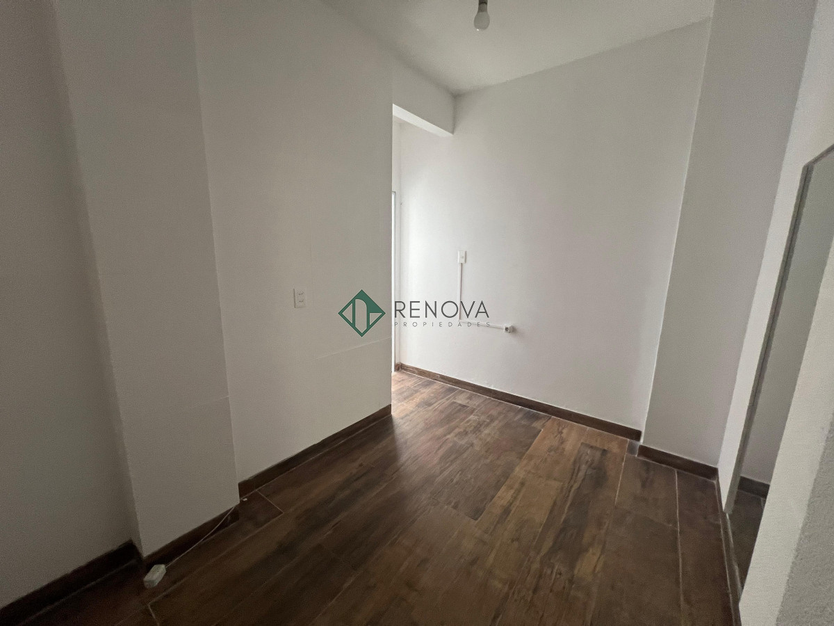 Alquiler Apartamento 3 Dormitorio Centro Montevideo R · Foto 12