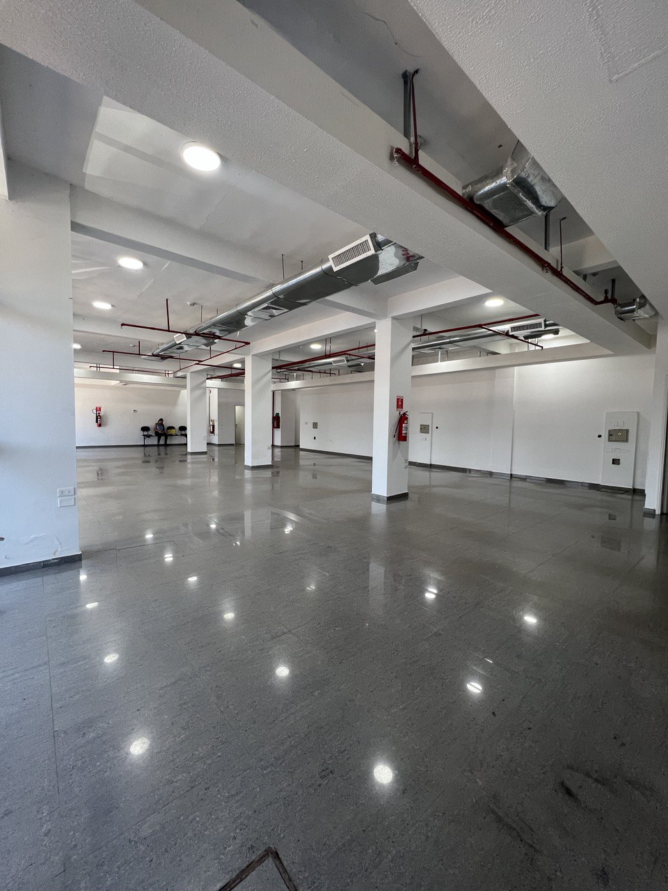 Vendo Edificio De Oficinas Zona Artigas — foto 2