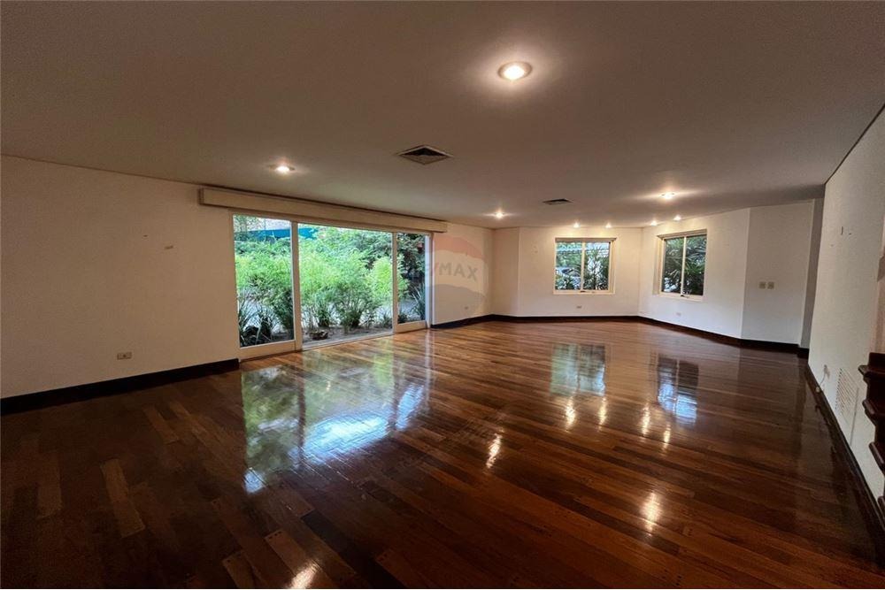 Alquilo fina residencia en Condominio Botanica 2 — foto 2