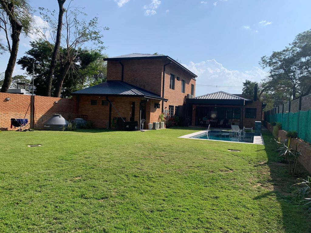 Vendo Hermosa Casa de 650 m2 en San Bernardino-CLHO5204927 — foto 2