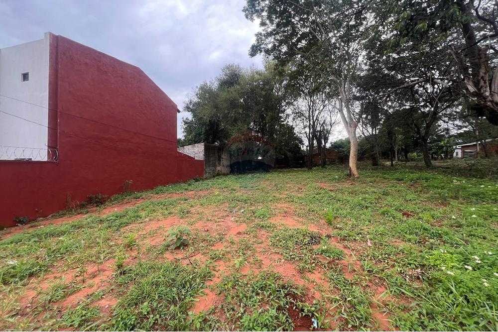 VENDOTerreno en Ñemby de 1.040m2, ideal para inversion — foto 2