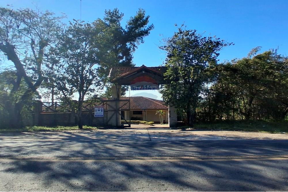 VENDO CASA QUINTA EN PIRIBEBUY SOBRE ASFALTO — foto 2