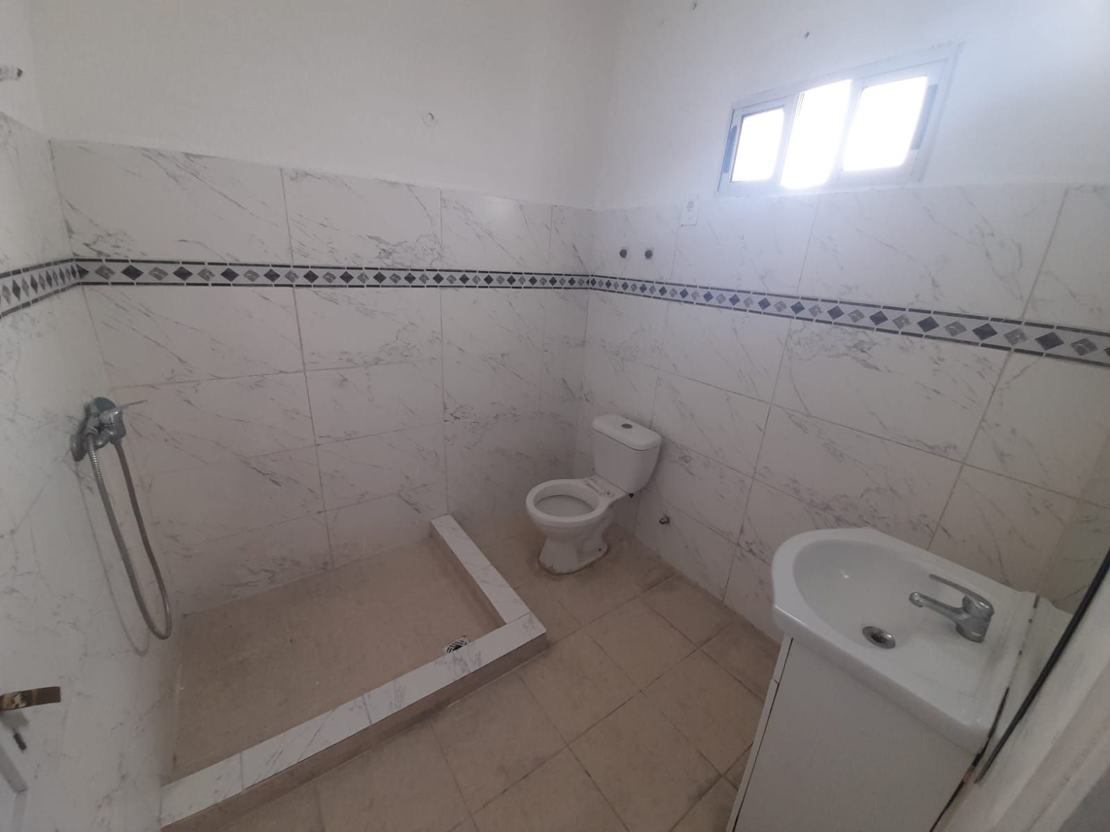 Alquiler Apartamento 2 dormitorios en barrio Ituzaingó · Foto 7