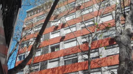 A Metros De 18 De Julio A Reciclar
