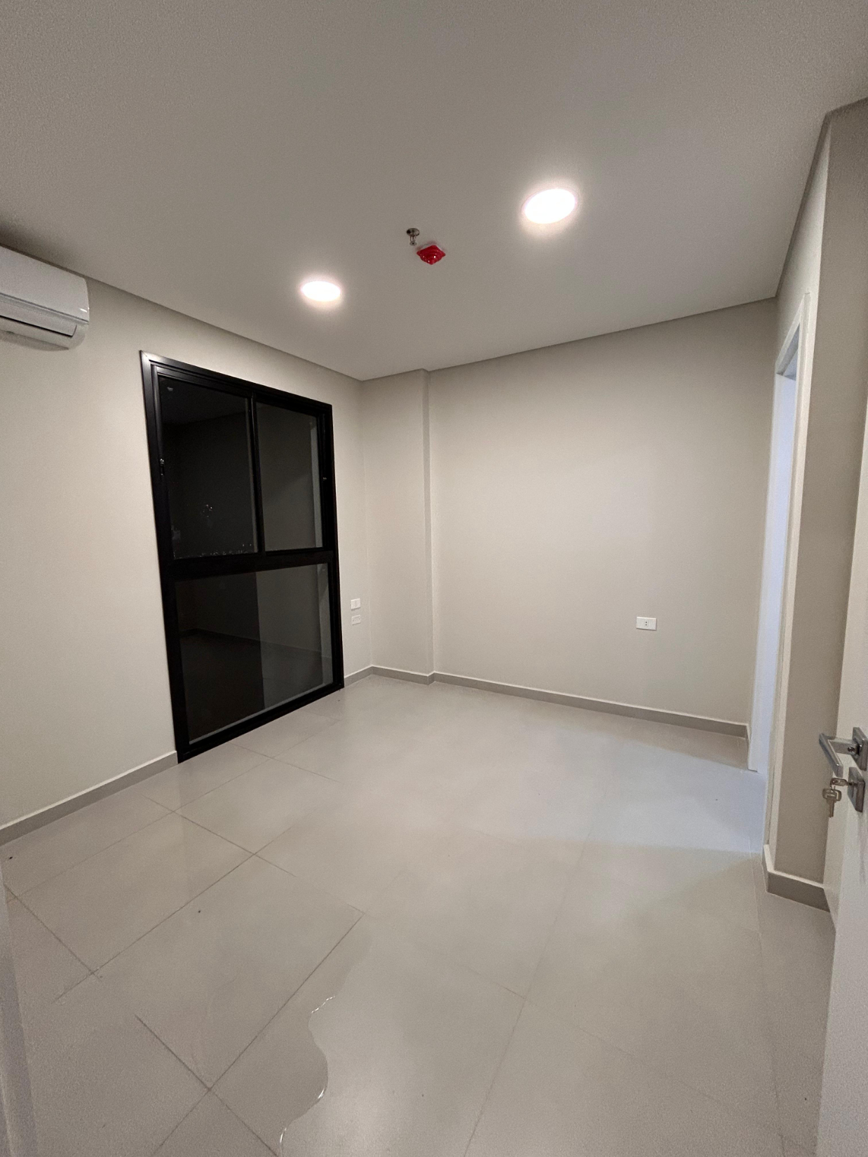 ALQUILO DPTO A ESTRENAR EN CARMELITAS — foto 3