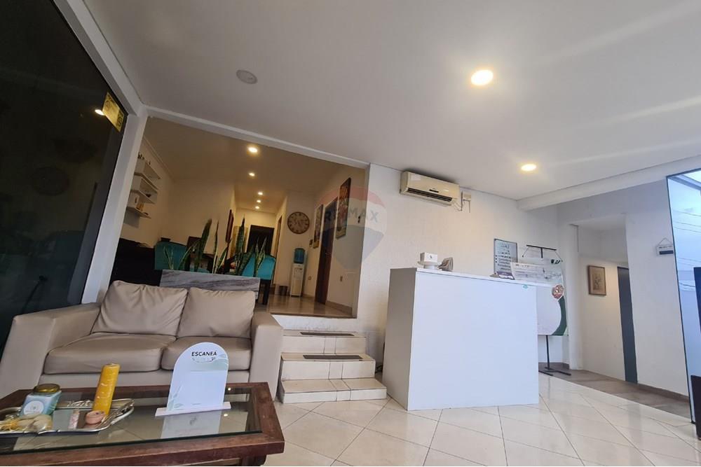 ALQUILO LOCAL COMERCIAL MODERNO — foto 2